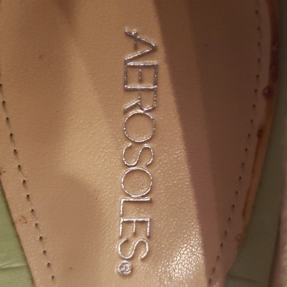 Aerosoles open toe shoes 7 1/5 suede - Picture 3 of 6